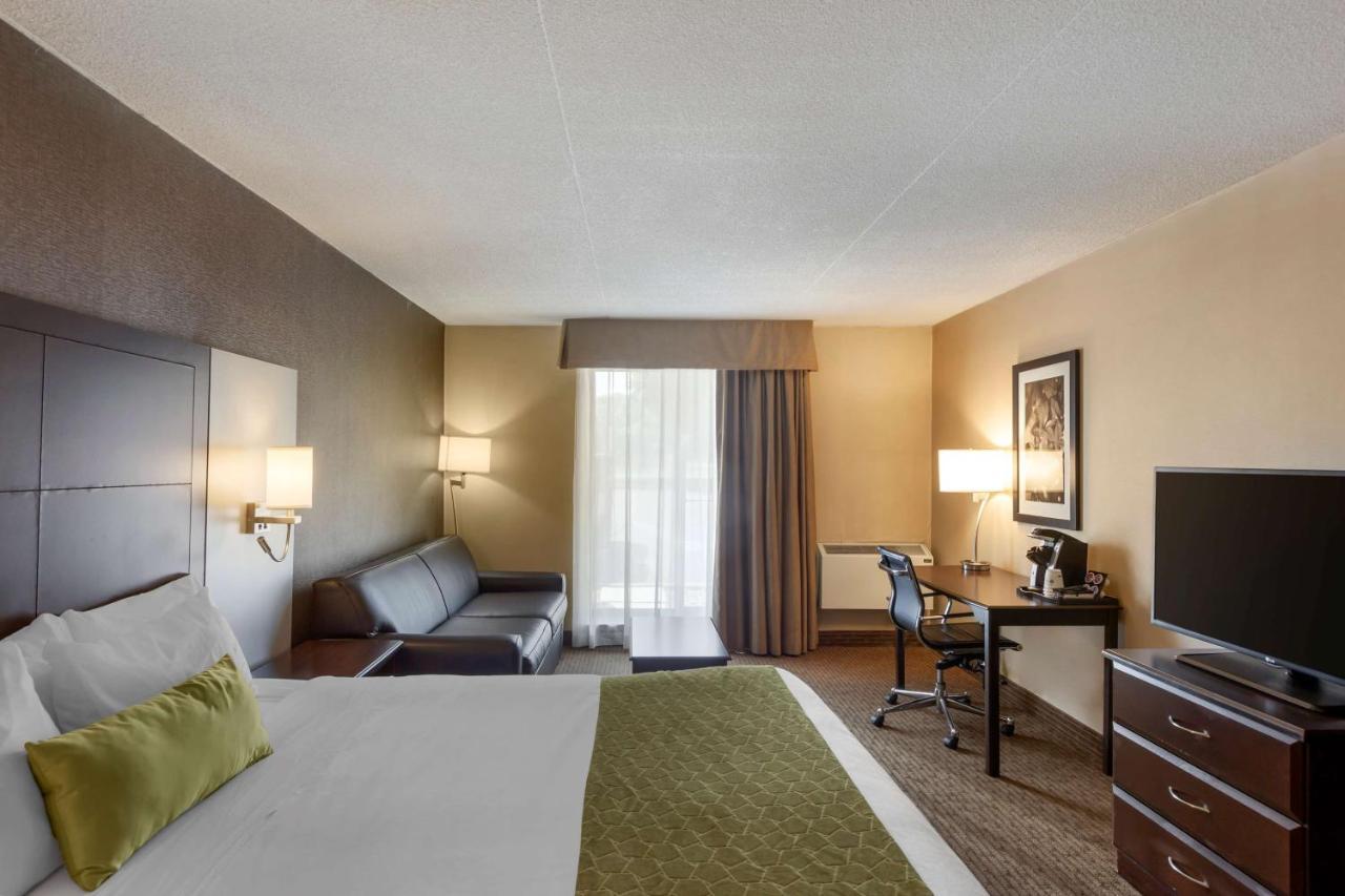 Best Western Plus Leamington Hotel & Conference Centre Exterior photo